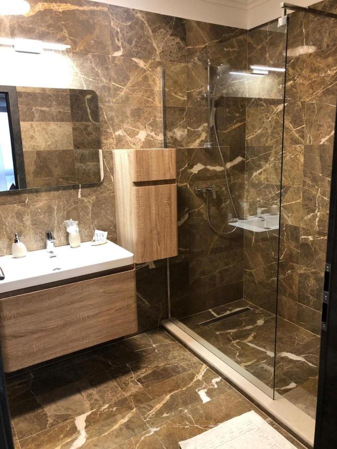 Hotel Yarus Plus โปลเยชต์ ภายนอก รูปภาพ